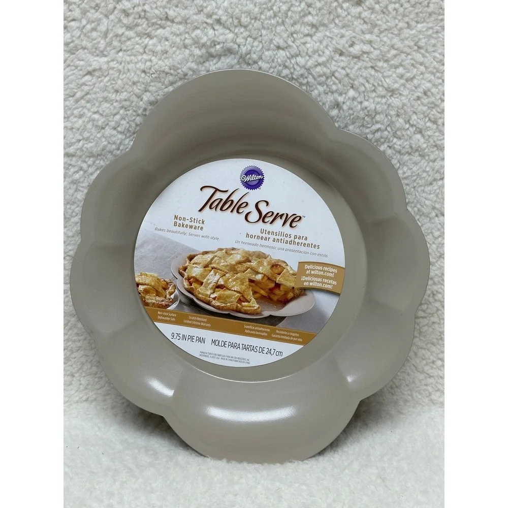 Wilton Table Serve Pie Pan Beige Scalloped Non-Stick 9.75 Inch Bakeware